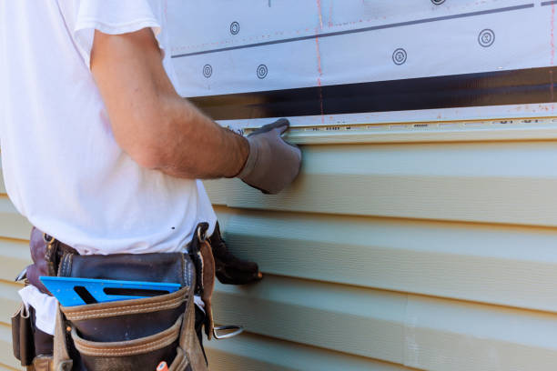 Trusted Emergency Siding Repair service in Cary, IL - Creative Siding